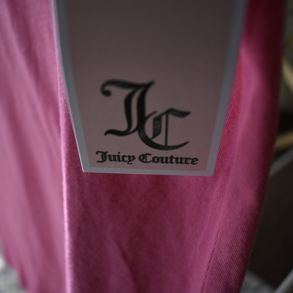 Juicy Couture T-Shirt - Picture 6 of 6